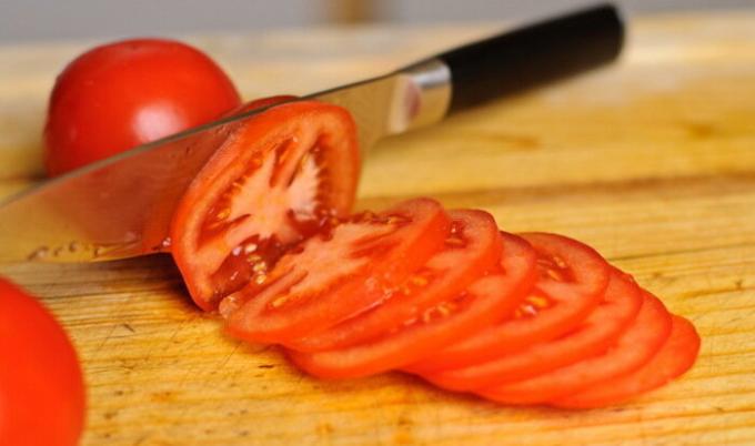 Tomaten gesneden in kringen.