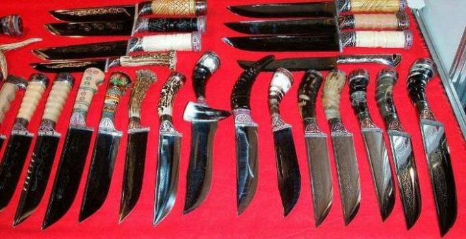 Wat is het "Oezbeekse mes", en waarom een ​​gastvrouw zou het niet erg om jezelf een keuken op