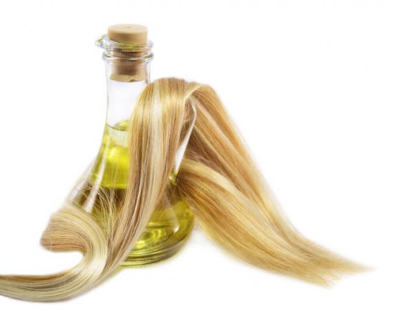 Olijfolie is groot effect op het haar. / Foto: spaatthemontcalm.co.uk
