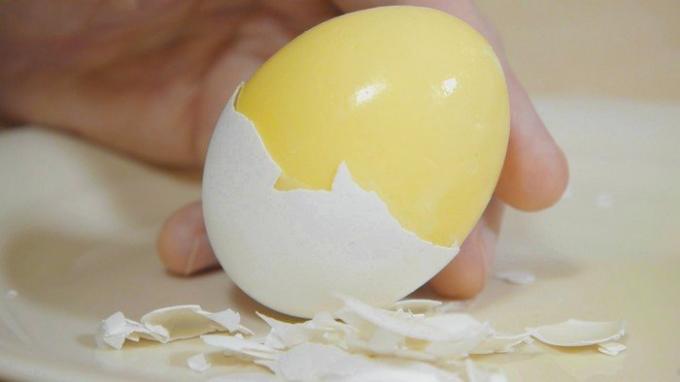 "Gold" eieren, of hoe je een omelet maken zonder eieren te breken