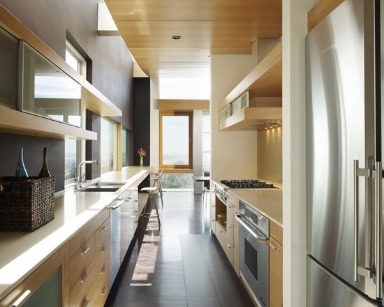 ontwerp van een smalle keuken 8 m2