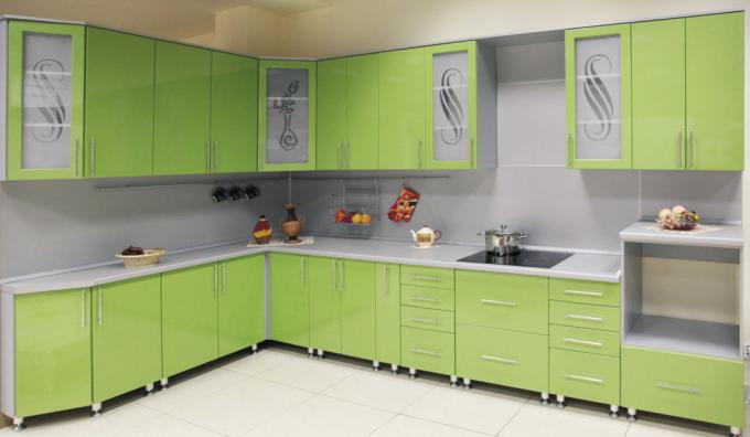 Lichtgroene keuken (54 foto's): video-instructies voor doe-het-zelf interieurdecoratie, muren, stoelen, keukenset, foto en prijs