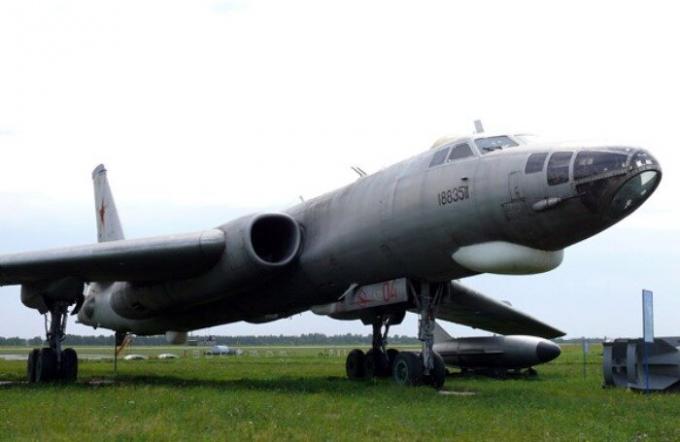 De Tu-16 was het prototype van de Tu-104. / Foto: oruzhie.info