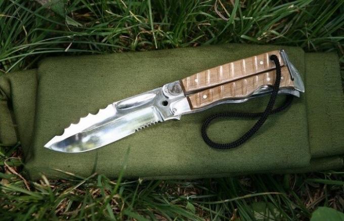 Survival knife "Werewolf": barre Russische balisong