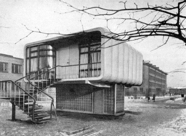 Plastic huis gebouwd in Leningrad in 1961.