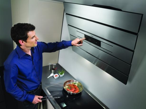 Doe-het-zelf-installatie van afzuigkappen in de keuken: video-installatie-instructies, afvoerkanaal, test, schema's, afmetingen, foto en prijs