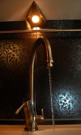 Gefilterde waterdruk, bronzen styling