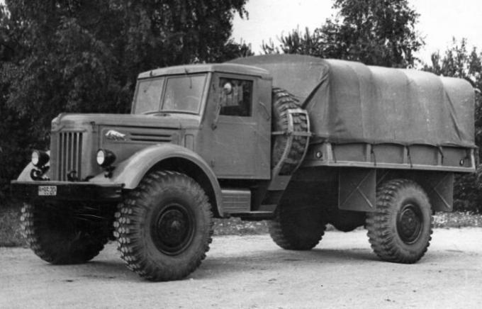Waarom heeft de Sovjet-Unie auto's op dieselmotoren