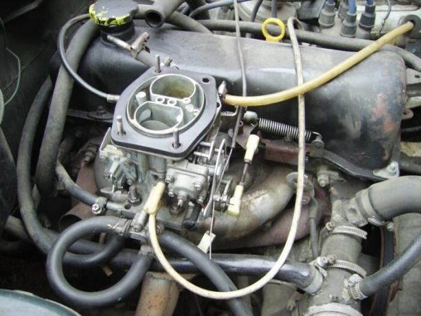 Carburateur "Solex" - de beste oplossing voor de oude VAZ. | Foto: drive2.ru.
