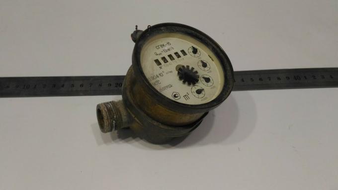 Watermeter heeft gewerkt voor 24 jaar. Controleren.