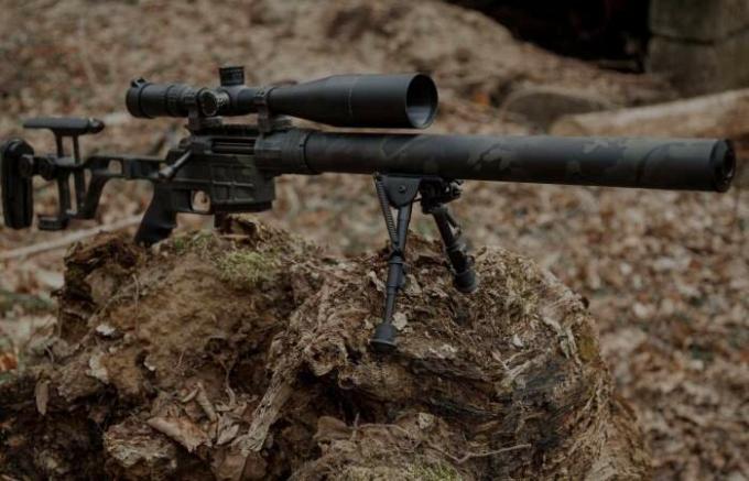 Russische sniper rifle voor speciale krachten, die scheuten rustiger wind.