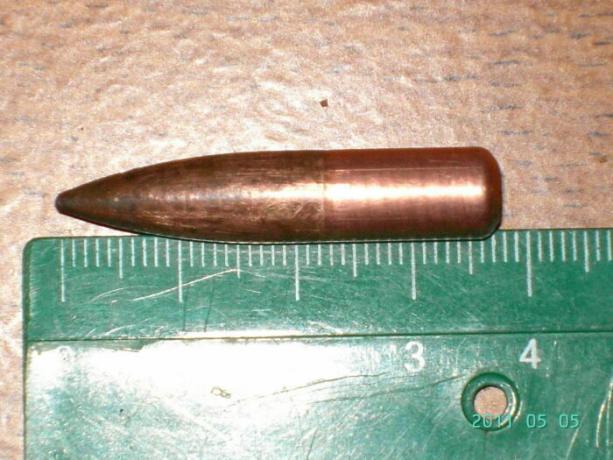 Waarom zijn de kogels van het kaliber 7,62 mm hebben zo'n omvang