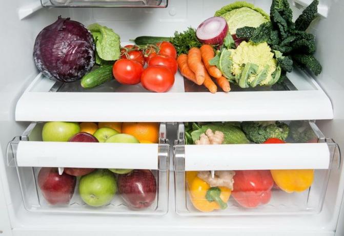 Het is niet voldoende om voedsel alleen in de koelkast te zetten, u moet weten hoe u het moet bewaren